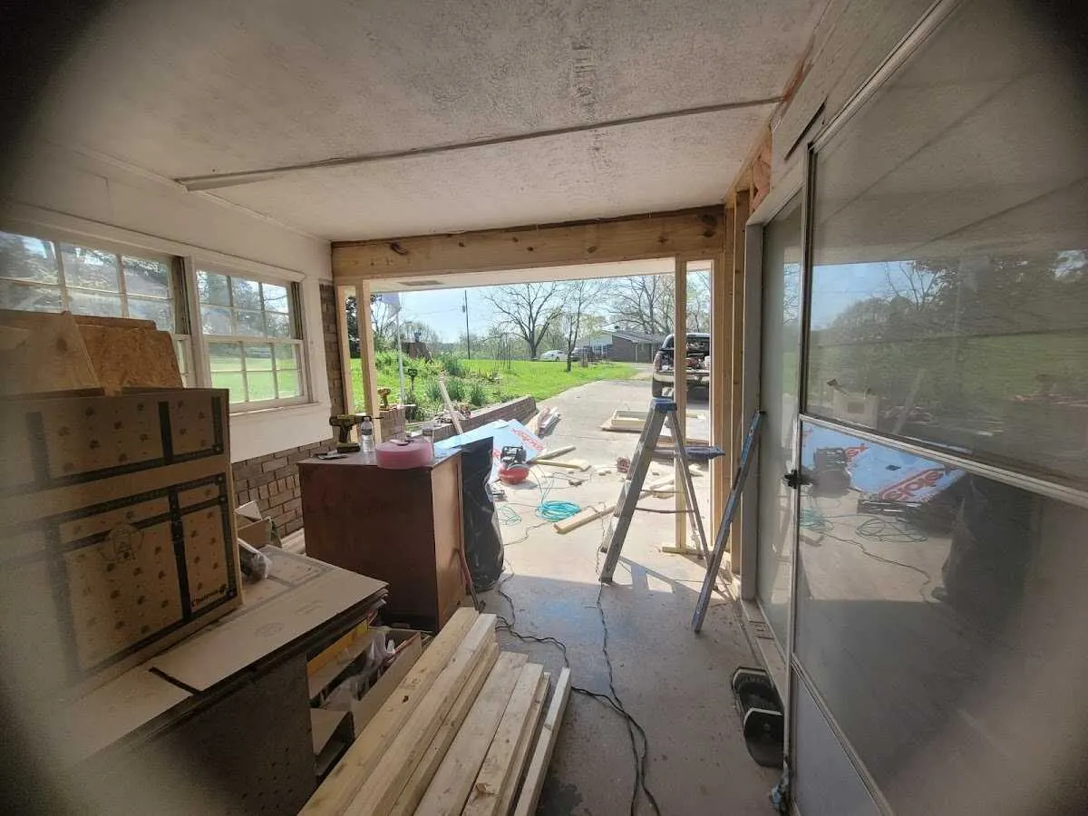 Air movers and dehumidifier for Drying & Dehumidification in Mandeville